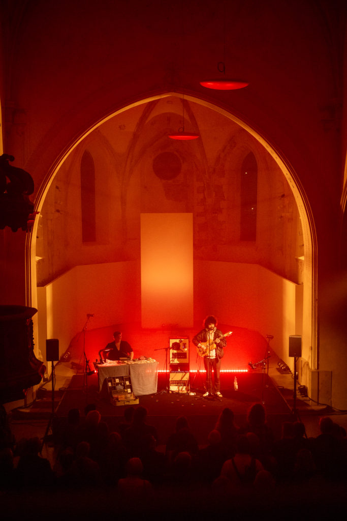 Louis Jucker & Ripopée à la Nef du Noirmont lors du Spiegelberg Festival