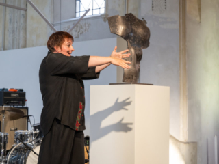 Hommage &agrave; Oscar et Jeannine Wiggli &agrave; l'ancienne &eacute;glise du Noirmont par Genevi&egrave;ve Boillat - Cr&eacute;dit photo : Gilles Mauron